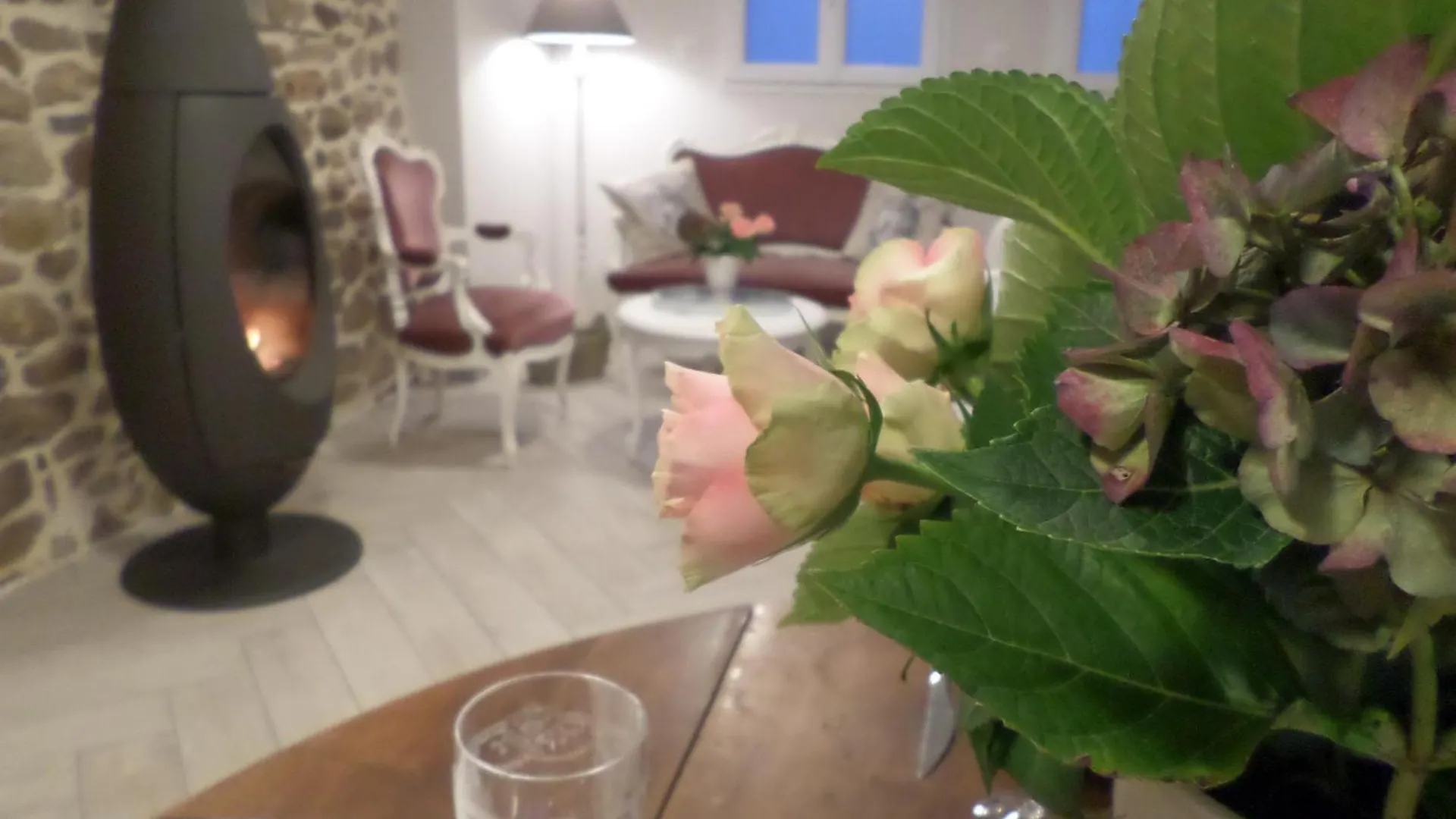 Chambres D'Hotes L'Escale Emeringes 0*,  France