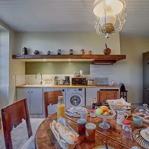 https://chambres-d-hotes-de-charme-le-clos-boissiere.midi-pyreneeshotels.com